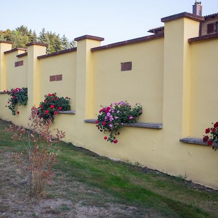 Kondics Apartmanhaz Sárvár Εξωτερικό φωτογραφία