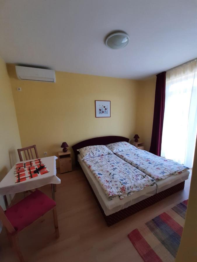 Kondics Apartmanhaz Sárvár Εξωτερικό φωτογραφία