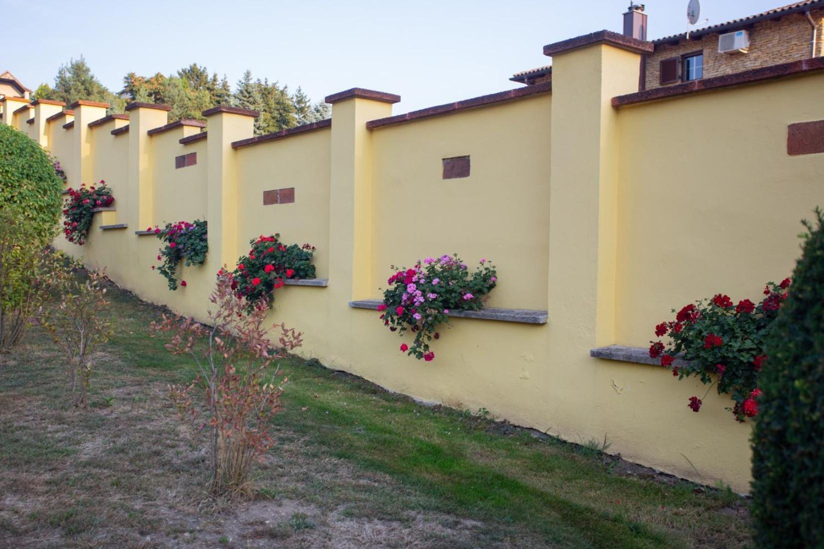Kondics Apartmanhaz Sárvár Εξωτερικό φωτογραφία