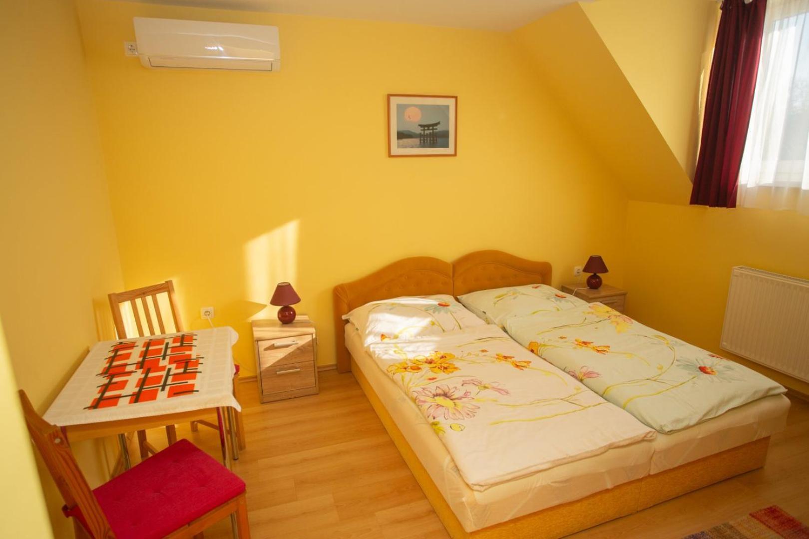 Kondics Apartmanhaz Sárvár Εξωτερικό φωτογραφία