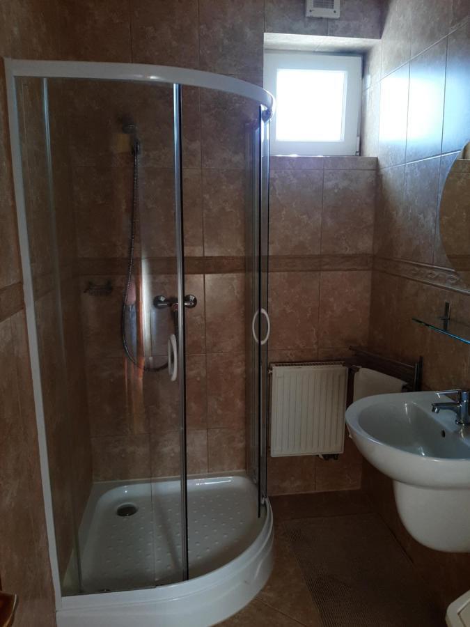 Kondics Apartmanhaz Sárvár Εξωτερικό φωτογραφία